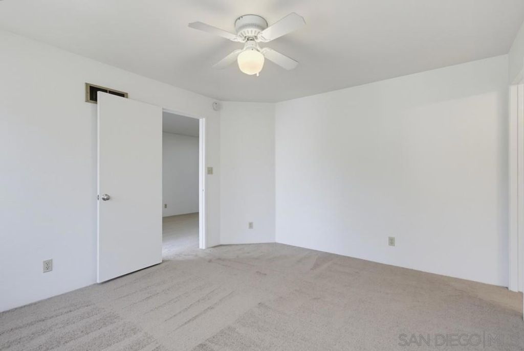 Image 14 of property listing at 7545 Charmant Dr 1510, San Diego, CA 92122