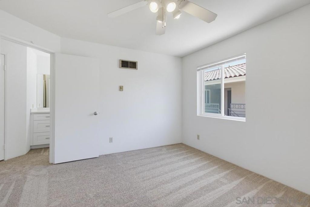 Image 20 of property listing at 7545 Charmant Dr 1510, San Diego, CA 92122