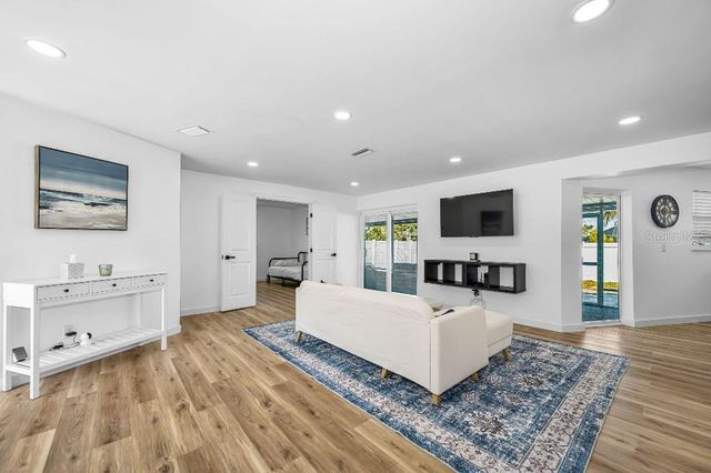 60 KIPLING PLAZA, Clearwater Beach, FL 33767