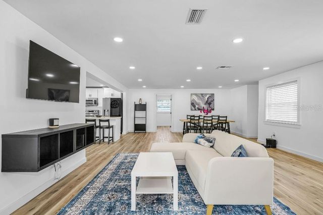 60 KIPLING PLAZA, Clearwater Beach, FL 33767