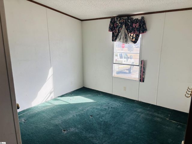 211 Labonte Drive, Piedmont, SC 29673