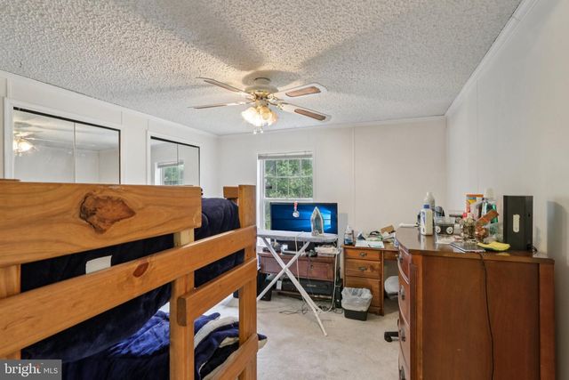 399 UPLAND AVE, Absecon, NJ 08205