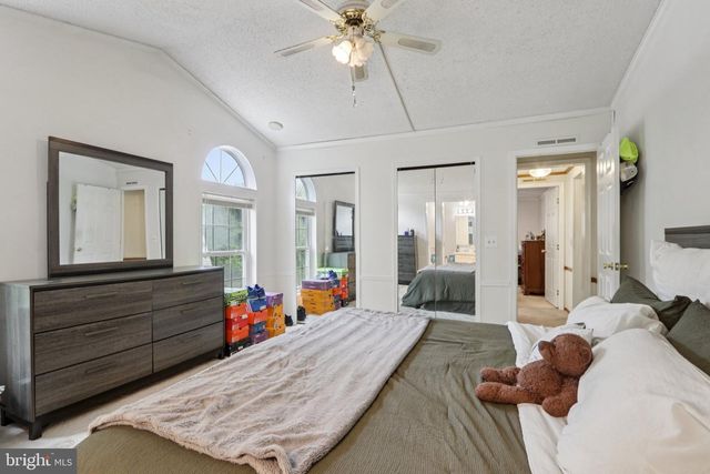 399 UPLAND AVE, Absecon, NJ 08205
