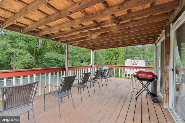 399 UPLAND AVE, Absecon, NJ 08205