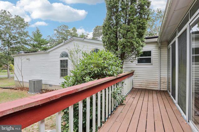 399 UPLAND AVE, Absecon, NJ 08205