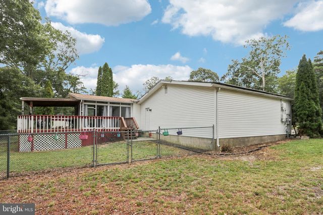 399 UPLAND AVE, Absecon, NJ 08205