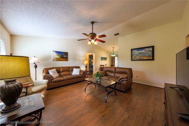 2214 Hidden Creek Circle, Sebring, FL 33870