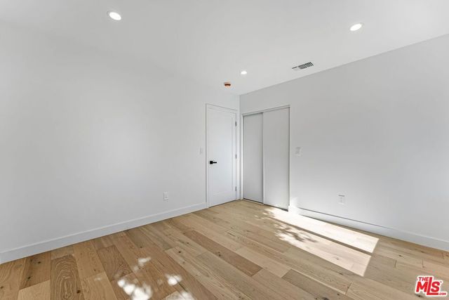 4955 Woodman Avenue, Los Angeles, CA 91423