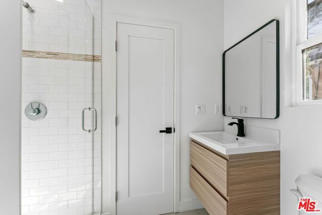 4955 Woodman Avenue, Los Angeles, CA 91423