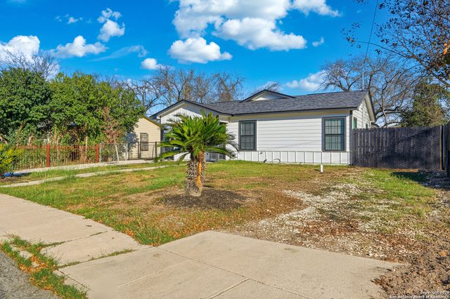 6415 Buena Vista, San Antonio, TX 78237