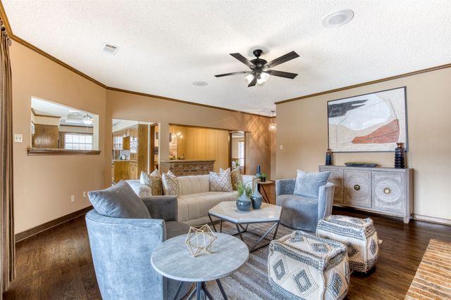 2817 Club Meadow Drive, Garland, TX 75043