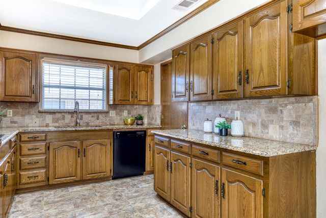 2817 Club Meadow Drive, Garland, TX 75043