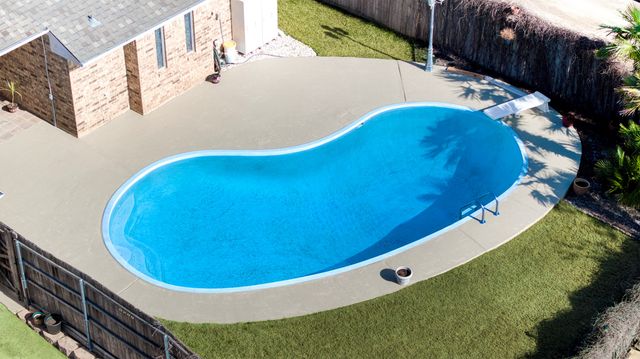 2817 Club Meadow Drive, Garland, TX 75043