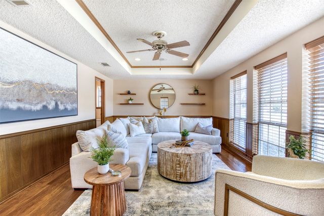 2817 Club Meadow Drive, Garland, TX 75043