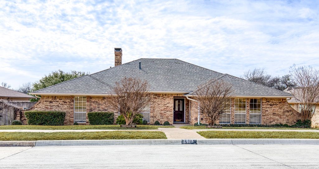 2817 Club Meadow Drive, Garland, TX 75043
