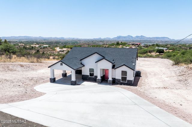 220 Calle Ranaculo, Rio Rico, AZ 85648