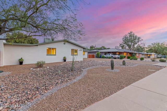 4252 E Poe Street, Tucson, AZ 85711