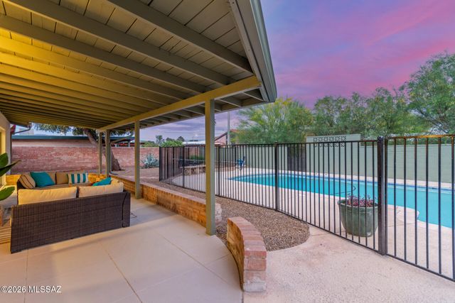 4252 E Poe Street, Tucson, AZ 85711