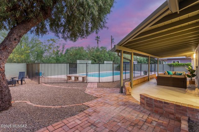 4252 E Poe Street, Tucson, AZ 85711