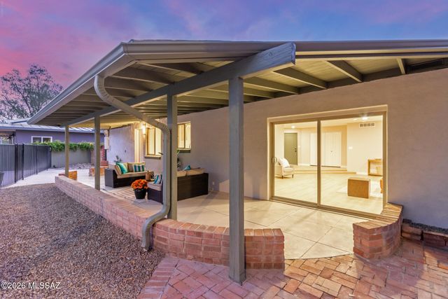 4252 E Poe Street, Tucson, AZ 85711