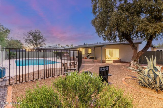 4252 E Poe Street, Tucson, AZ 85711