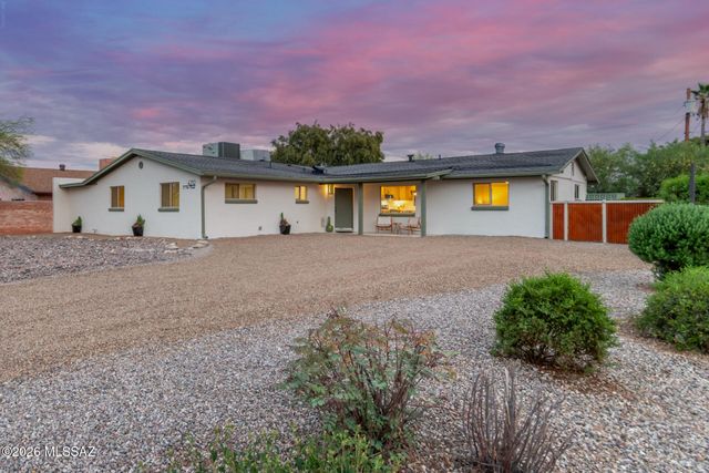 4252 E Poe Street, Tucson, AZ 85711