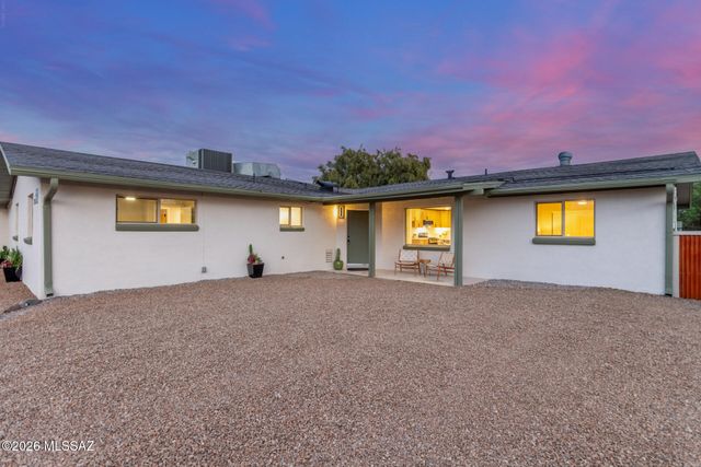 4252 E Poe Street, Tucson, AZ 85711