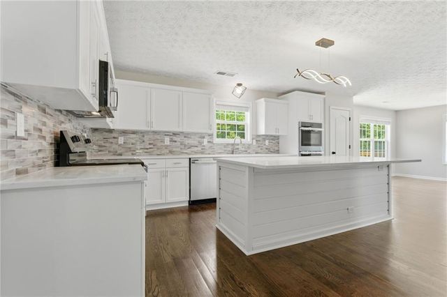 65 Ashford Drive, Oxford, GA 30054