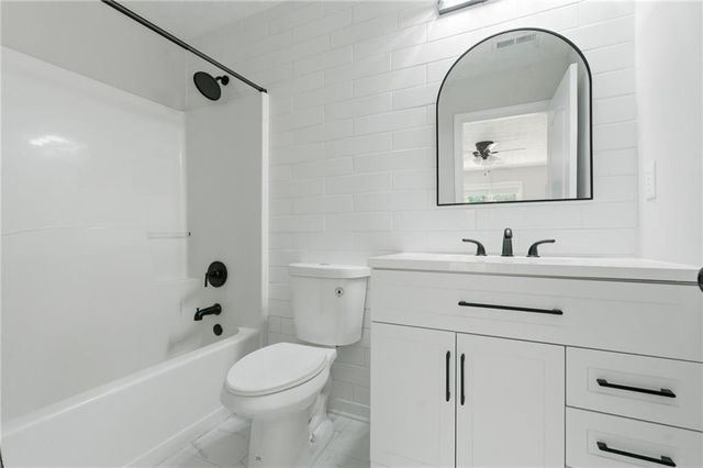 65 Ashford Drive, Oxford, GA 30054