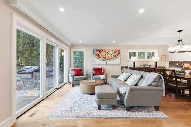 4286 Circle Road, Excelsior, MN 55331