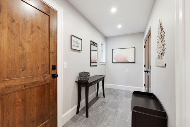 4286 Circle Road, Excelsior, MN 55331