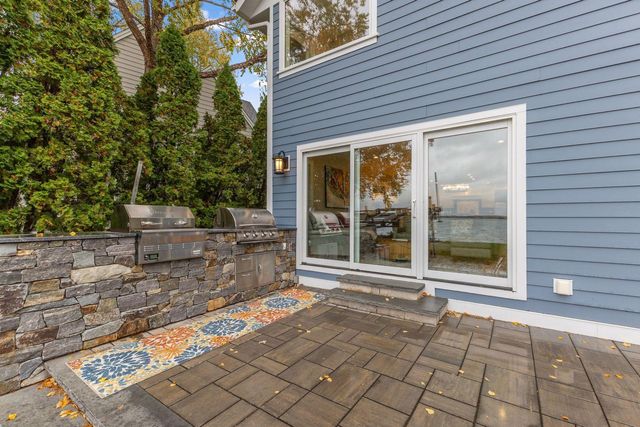 4286 Circle Road, Excelsior, MN 55331