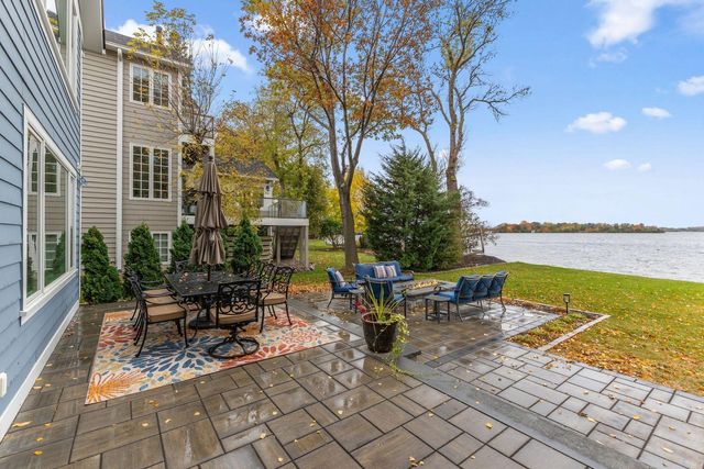 4286 Circle Road, Excelsior, MN 55331