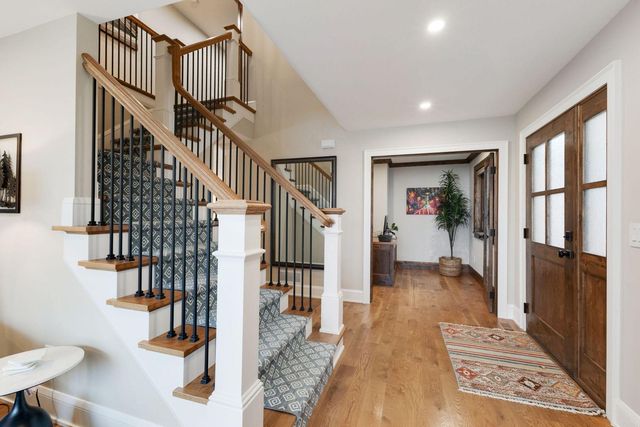 4286 Circle Road, Excelsior, MN 55331