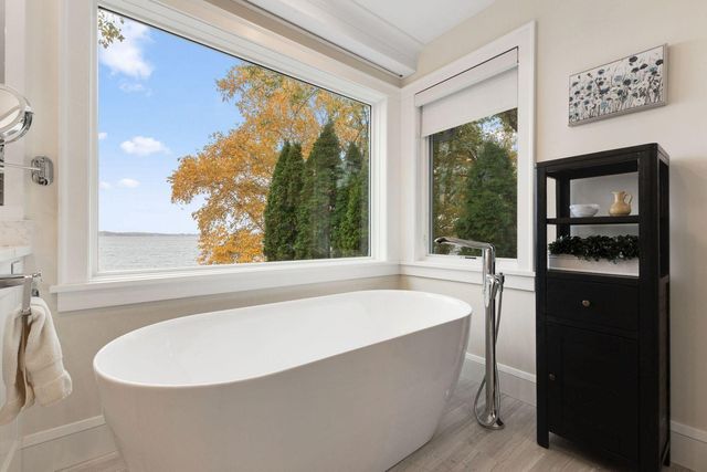 4286 Circle Road, Excelsior, MN 55331