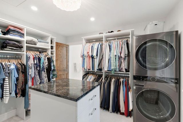 4286 Circle Road, Excelsior, MN 55331