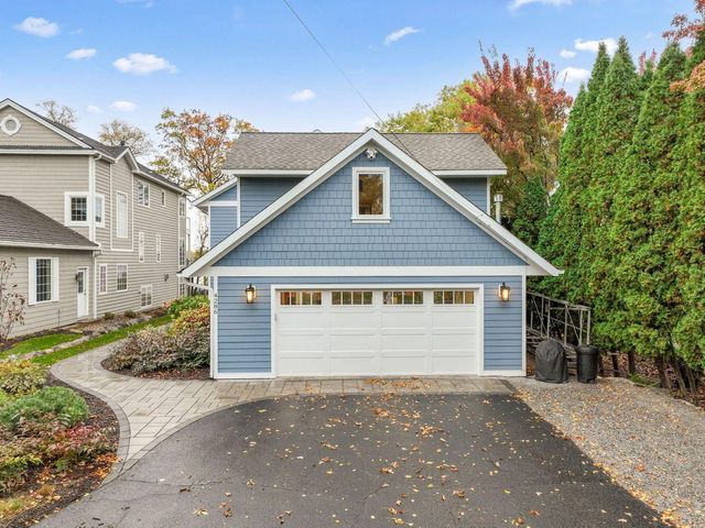 4286 Circle Road, Excelsior, MN 55331