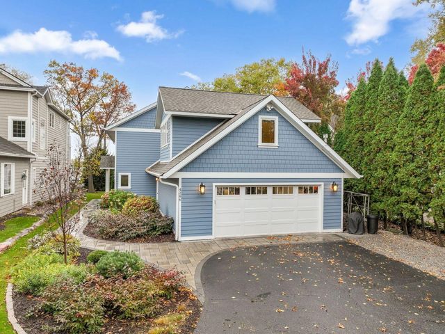 4286 Circle Road, Excelsior, MN 55331