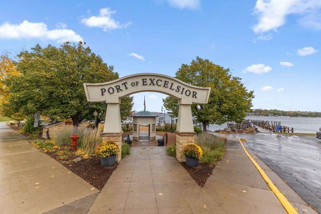 4286 Circle Road, Excelsior, MN 55331