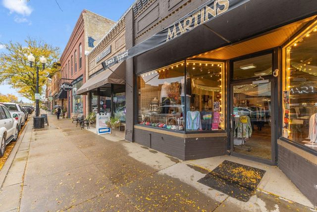 4286 Circle Road, Excelsior, MN 55331