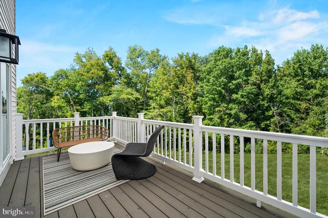 402 MERCURY LN, Phoenixville, PA 19460