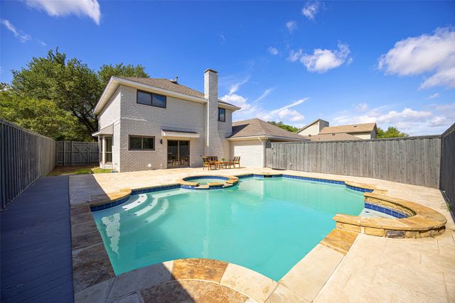 6631 Fireflame Drive, Dallas, TX 75248