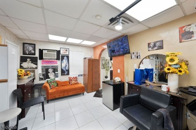 376 Elmora Ave 378, Elizabeth City, NJ 07208