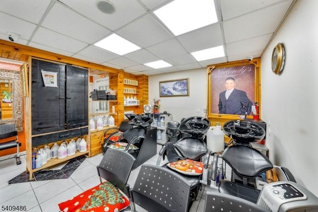 376 Elmora Ave 378, Elizabeth City, NJ 07208