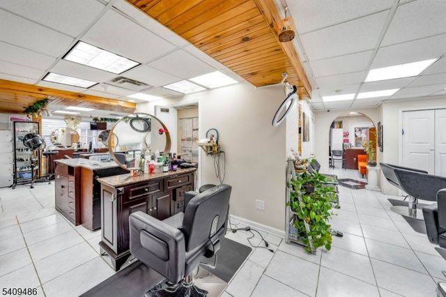 376 Elmora Ave 378, Elizabeth City, NJ 07208