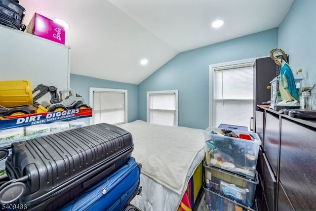 376 Elmora Ave 378, Elizabeth City, NJ 07208