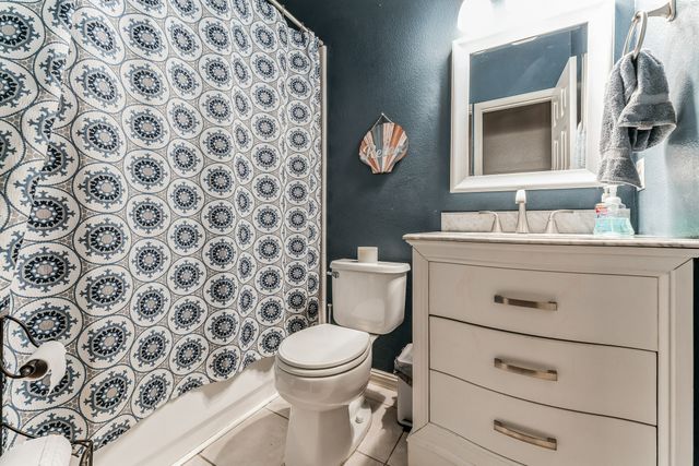1217 Hershey Lane, Lewisville, TX 75077