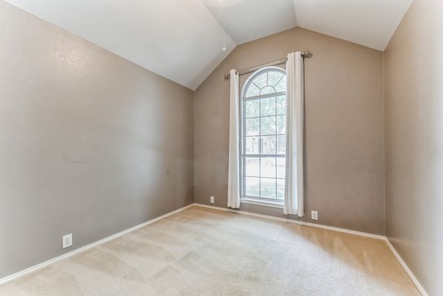 1217 Hershey Lane, Lewisville, TX 75077