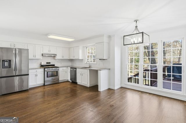 100 Stone Gate Way SE, Mableton, GA 30126