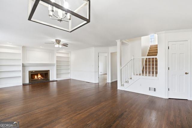 100 Stone Gate Way SE, Mableton, GA 30126